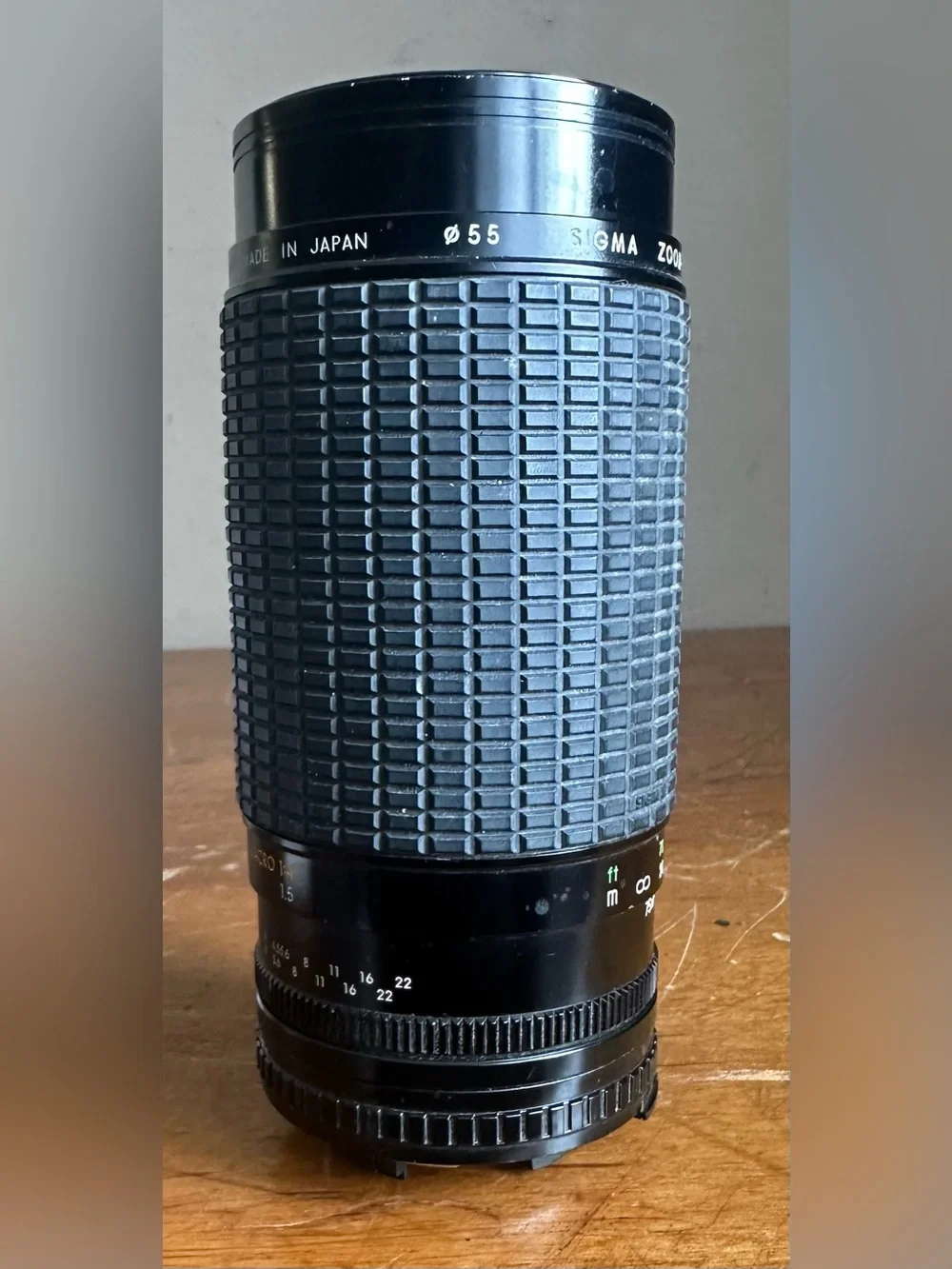 Sigma Zoom-II 1:4.5-5.6 f=75-300mm Multi-Coated Photo Camera Lens Japan 9010925